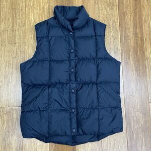 Lands End Vest Womens Small 6/8 Black Down Filled Puffer Snap Close Jacket
